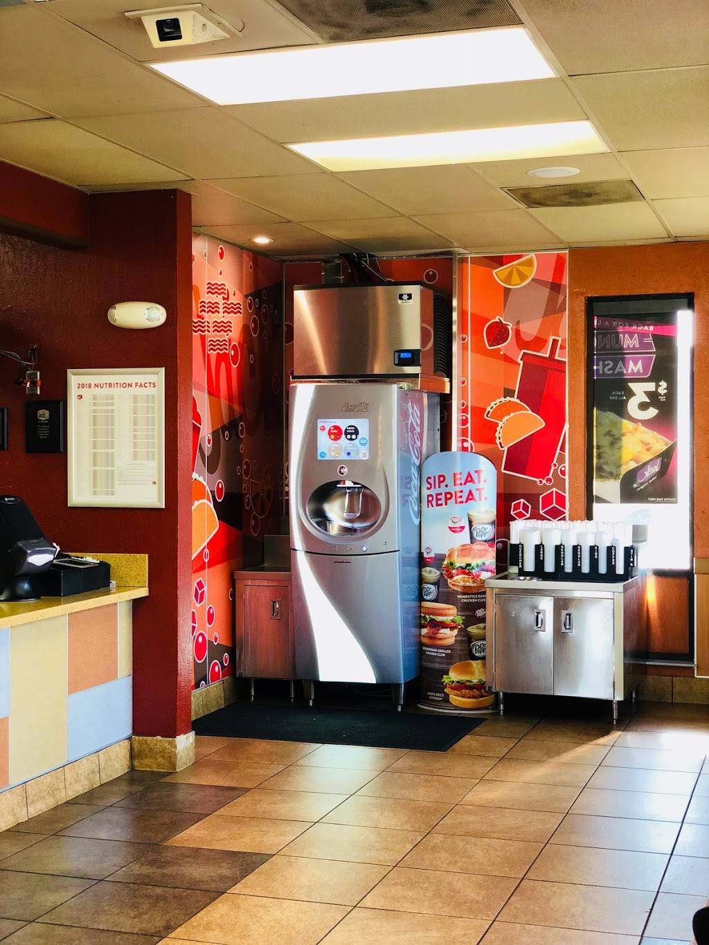 Jack in the Box | restaurant | 3500 Marconi Ave, Sacramento, CA 95821, USA | 9164812264 OR +1 916-481-2264