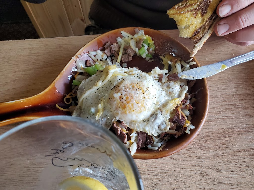Moose Cafe | restaurant | 115 W Park Ave, Kremmling, CO 80459, USA | 9707249987 OR +1 970-724-9987