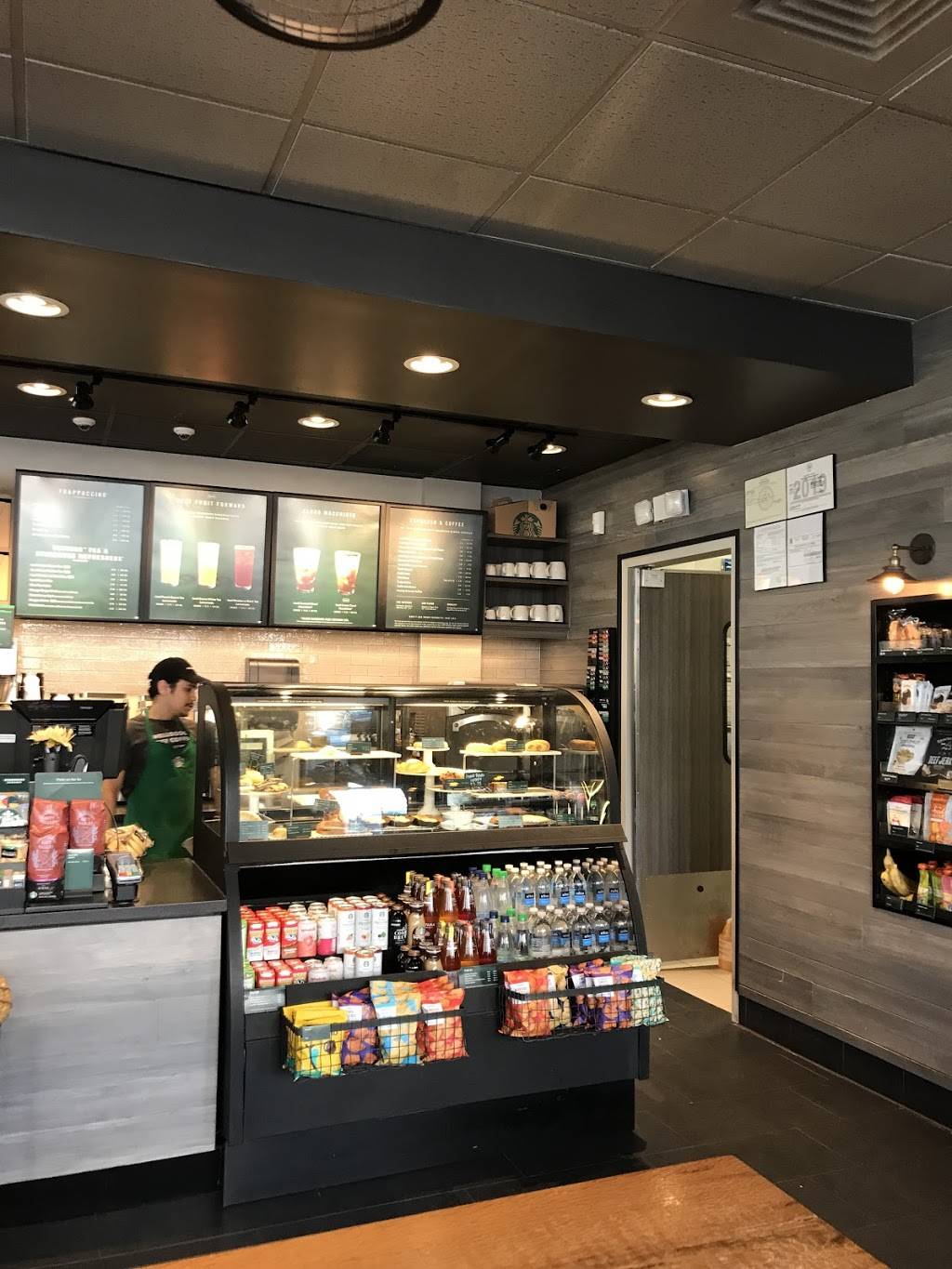 Starbucks | cafe | 2672-A Avenir Pl, Vienna, VA 22180, USA | 5714558319 OR +1 571-455-8319