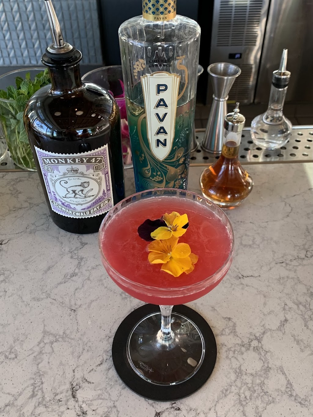 The Shore Room | restaurant | 101 Mission Ave, Oceanside, CA 92054, USA | 7605123798 OR +1 760-512-3798