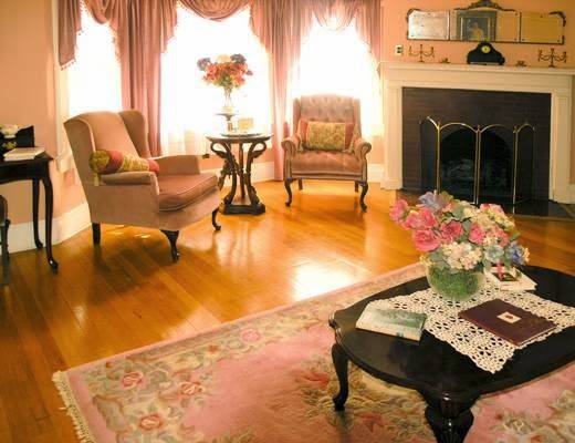 Hartness House Inn, Restaurant and Spa | restaurant | 30 Orchard St, Springfield, VT 05156, USA | 8028852115 OR +1 802-885-2115