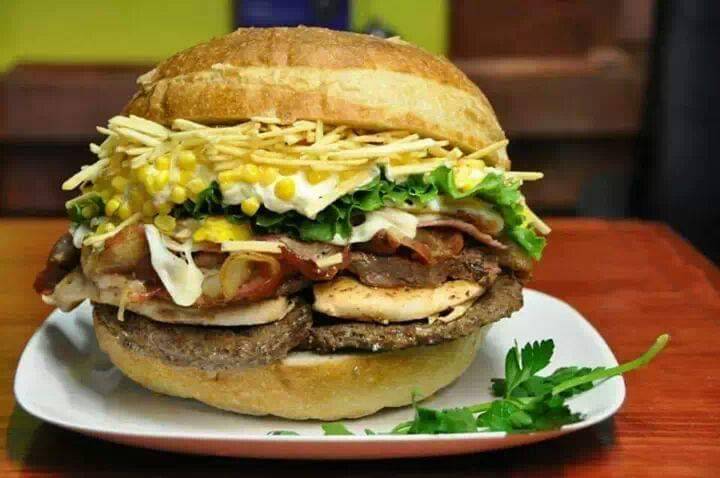 Altas Horas burger | restaurant | 329 Ferry St, Newark, NJ 07105, USA | 9734919500 OR +1 973-491-9500
