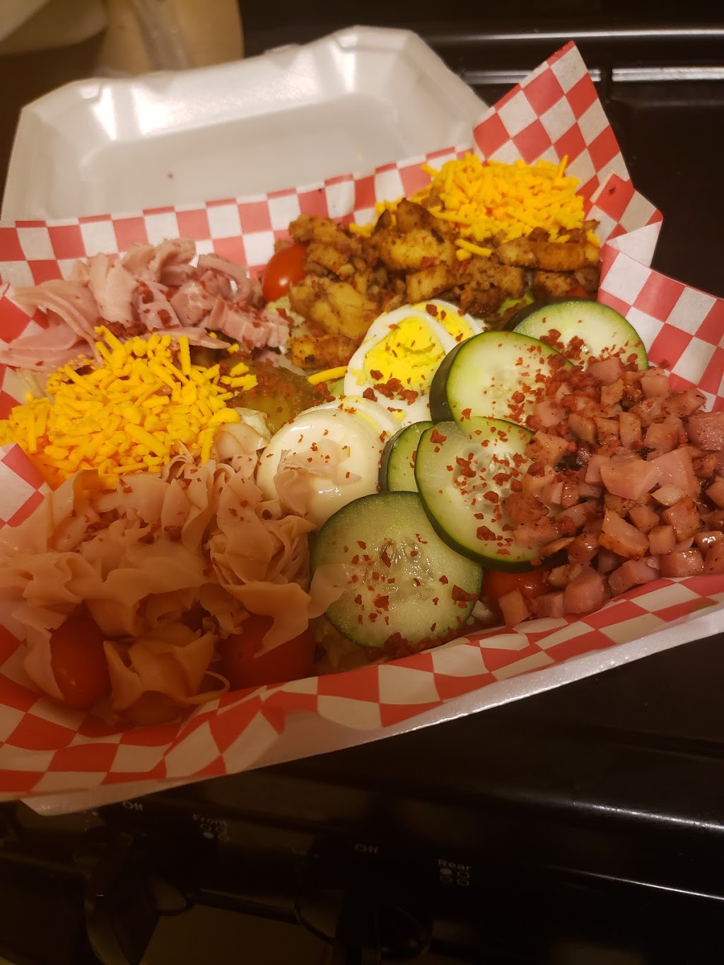 601 Grubs | meal takeaway | 807 1st N St, Vicksburg, MS 39183, USA | 6017385351 OR +1 601-738-5351