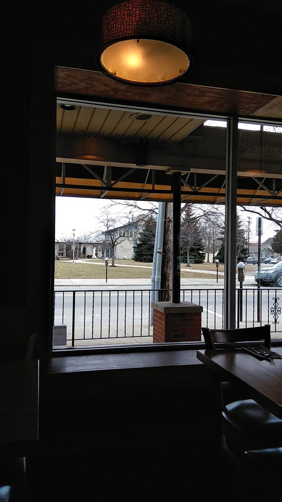 Aladdins Eatery Grandview | restaurant | 1425 Grandview Ave, Columbus, OH 43212, USA | 6144885565 OR +1 614-488-5565