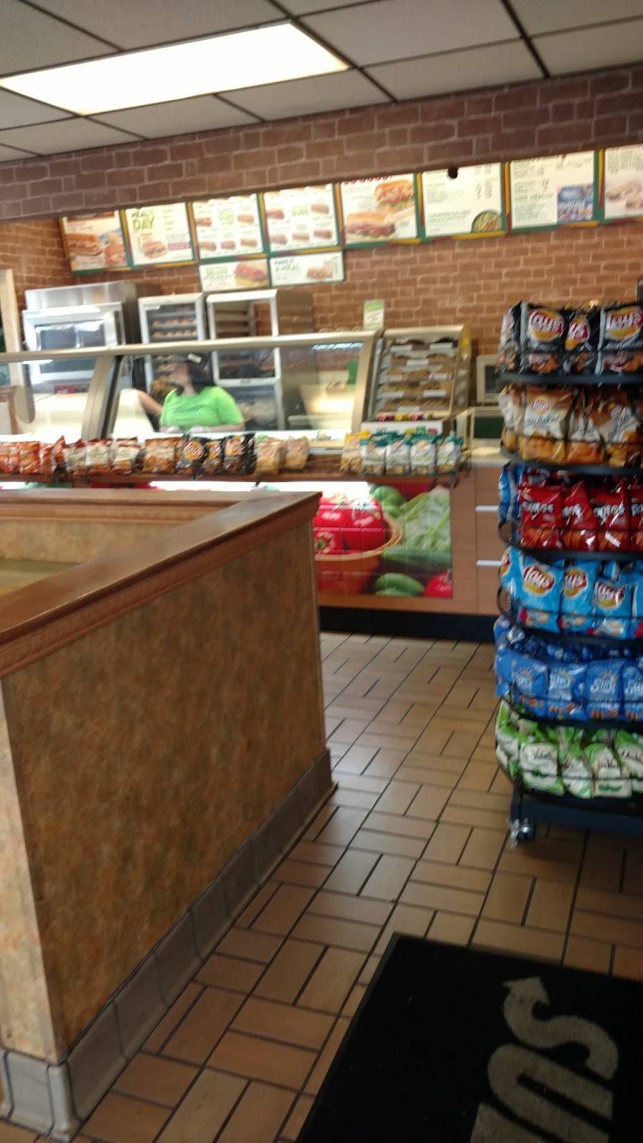 Subway | restaurant | 305 N Main St, Cedartown, GA 30125, USA | 7707489624 OR +1 770-748-9624