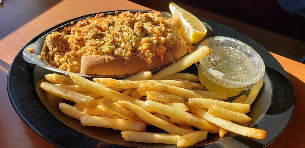 Warrens Lobster House | restaurant | 11 Water St, Kittery, ME 03904, USA | 2074391630 OR +1 207-439-1630