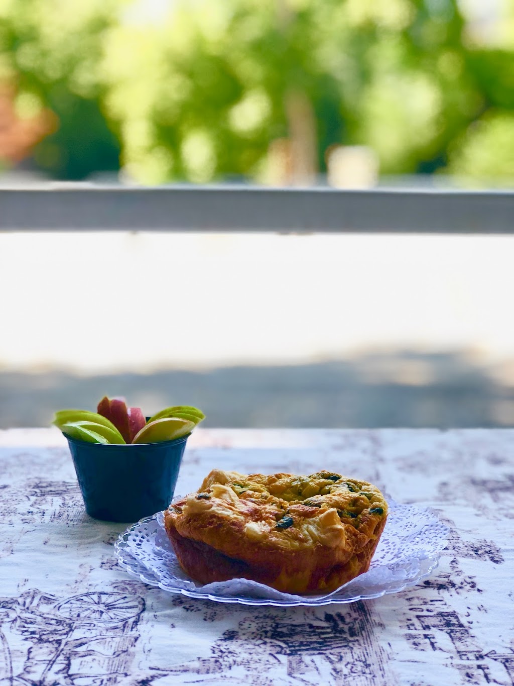 Wilshires Apple Shed | restaurant | 11925 Oak Glen Rd, Yucaipa, CA 92399, USA | 9097903322 OR +1 909-790-3322