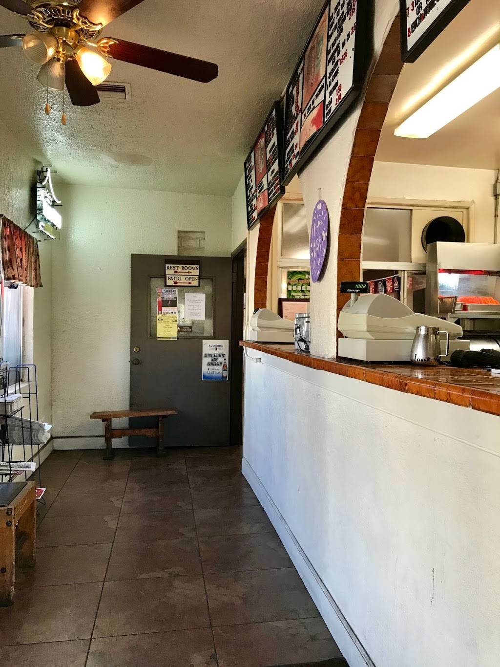 Dells | restaurant | 531 S La Cadena Dr, Colton, CA 92324, USA | 9093702474 OR +1 909-370-2474