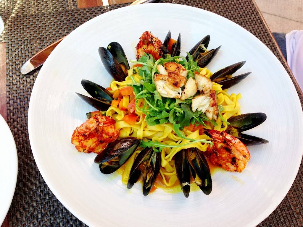 Pinstripes | restaurant | 7 Oakbrook Center, Oak Brook, IL 60523, USA | 6305758700 OR +1 630-575-8700