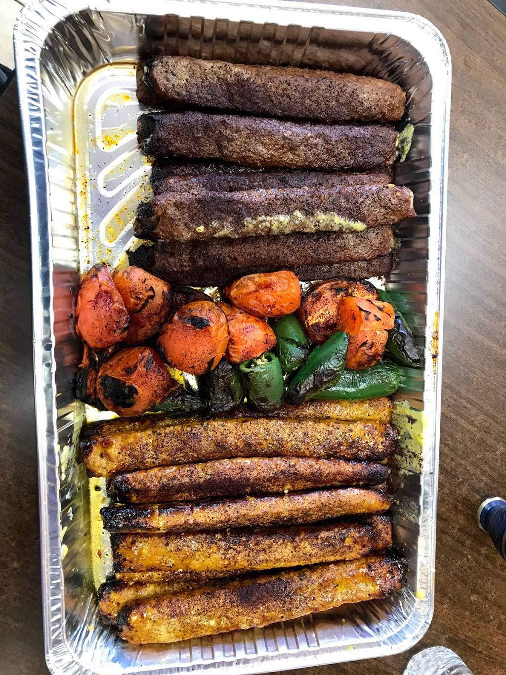 New York Style Chicken & Gyro | restaurant | 18501 Victory Blvd #2, Reseda, CA 91335, USA | 8185785500 OR +1 818-578-5500