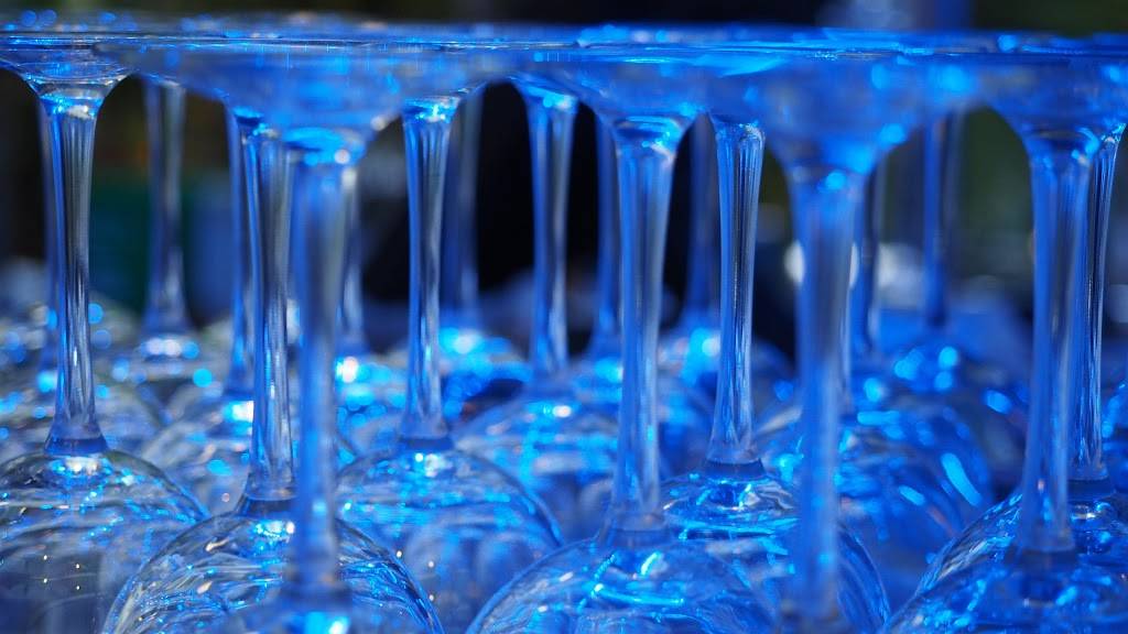 Atrium Cafe and Bar | restaurant | 103 Great Meadow Rd, Wethersfield, CT 06109, USA | 8607573344 OR +1 860-757-3344