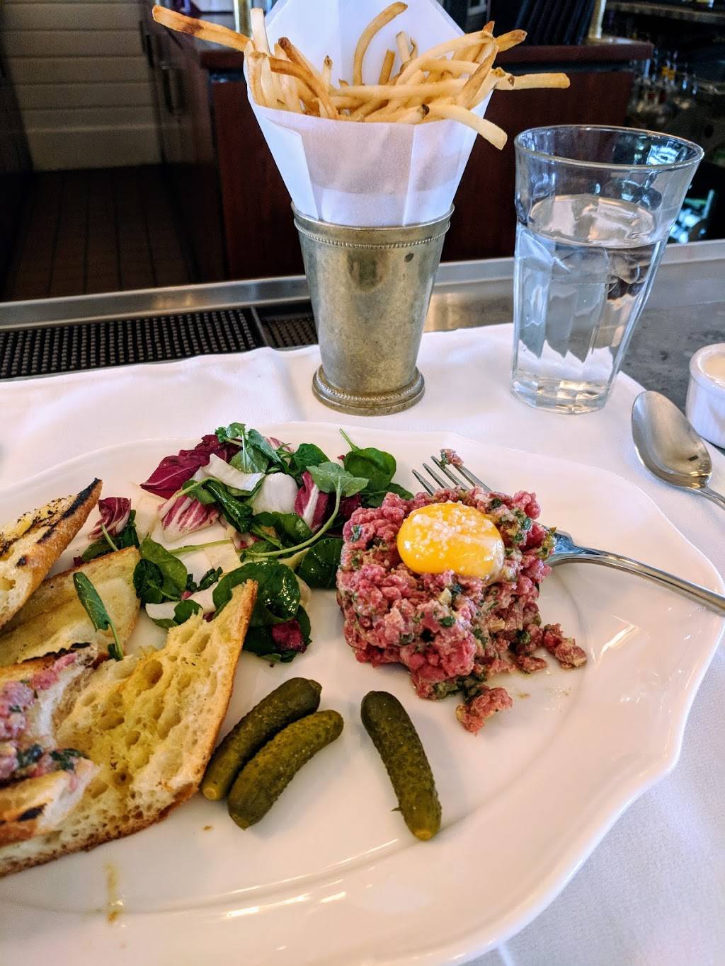 Bartolottas Lake Park Bistro | restaurant | 3133 E Newberry Blvd, Milwaukee, WI 53211, USA | 4149626300 OR +1 414-962-6300