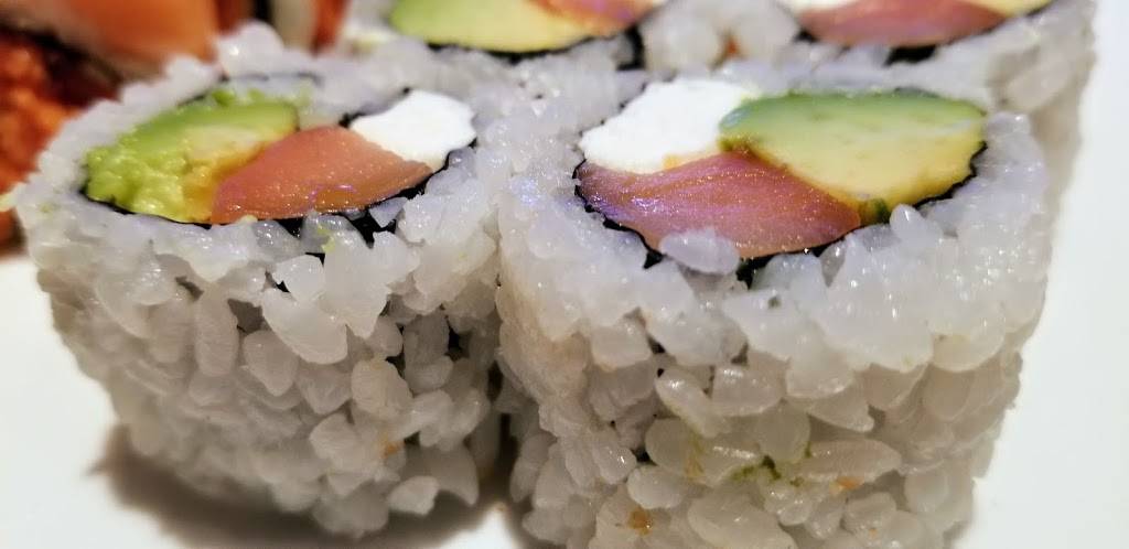 Asiana Fine Dining Restaurant | restaurant | 1198 George Towne Dr, Pewaukee, WI 53072, USA | 2626953888 OR +1 262-695-3888