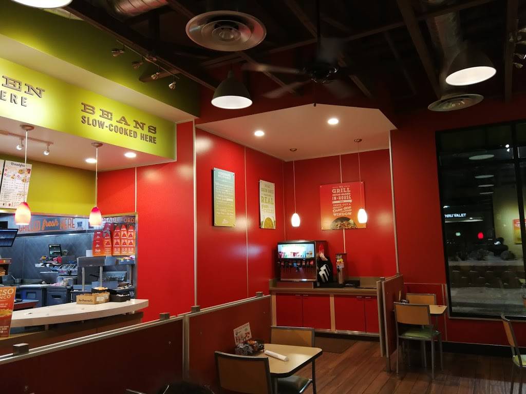 Del Taco | meal takeaway | 1651 S Jordan Pkwy, South Jordan, UT 84095, USA | 8012531831 OR +1 801-253-1831