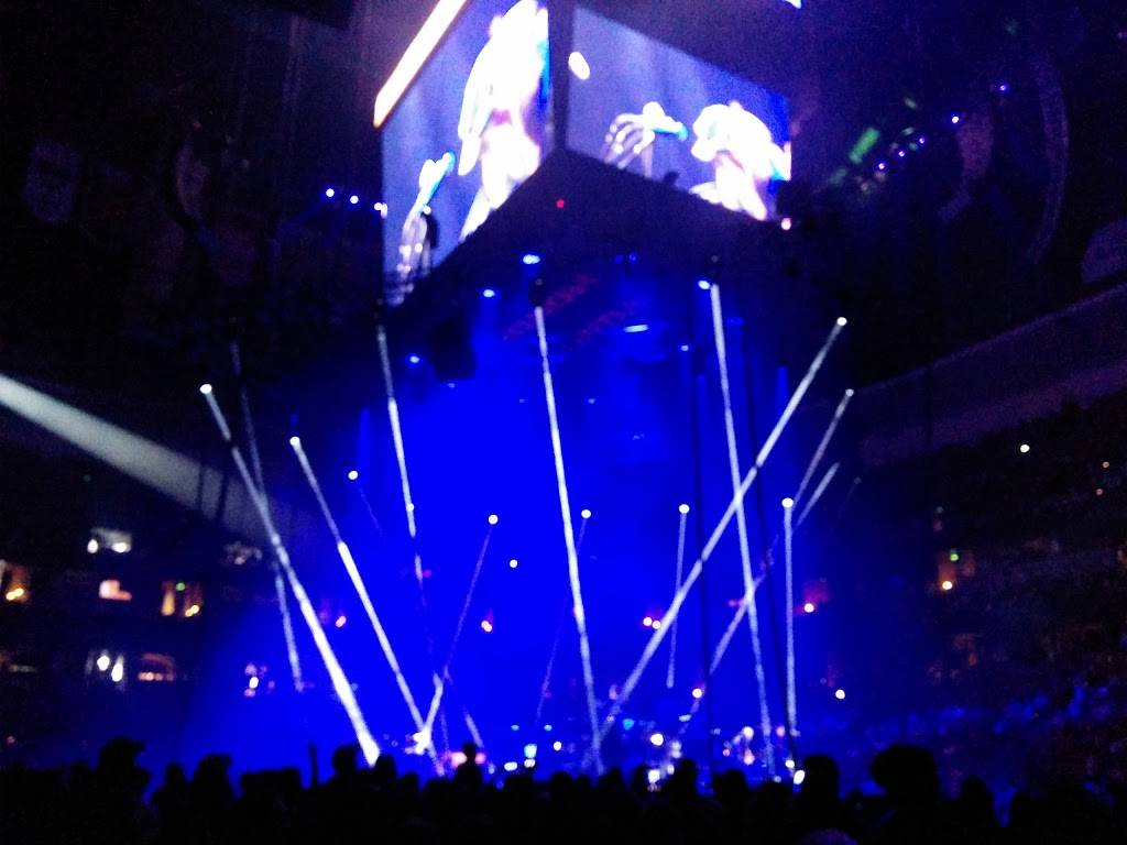 The Grand Terrace | restaurant | 2695 E Katella Ave, Anaheim, CA 92806, USA | 7147042582 OR +1 714-704-2582