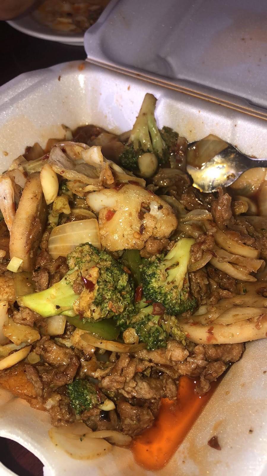 777 Asian Restaurant | restaurant | 226 7th St, Rockford, IL 61104, USA | 8157088782 OR +1 815-708-8782