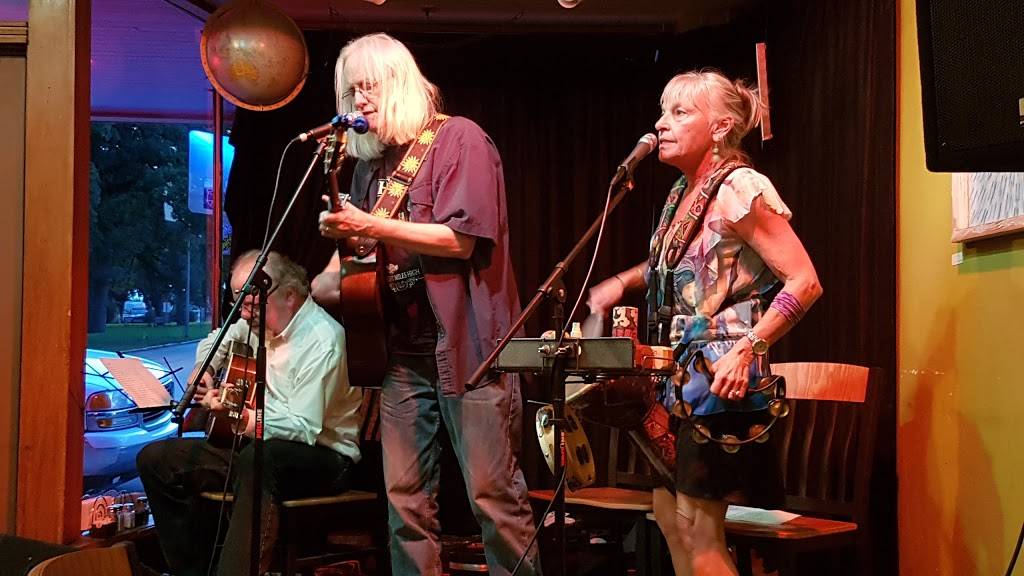 New World Deli | restaurant | 4101 Guadalupe St, Austin, TX 78751, USA | 5124517170 OR +1 512-451-7170