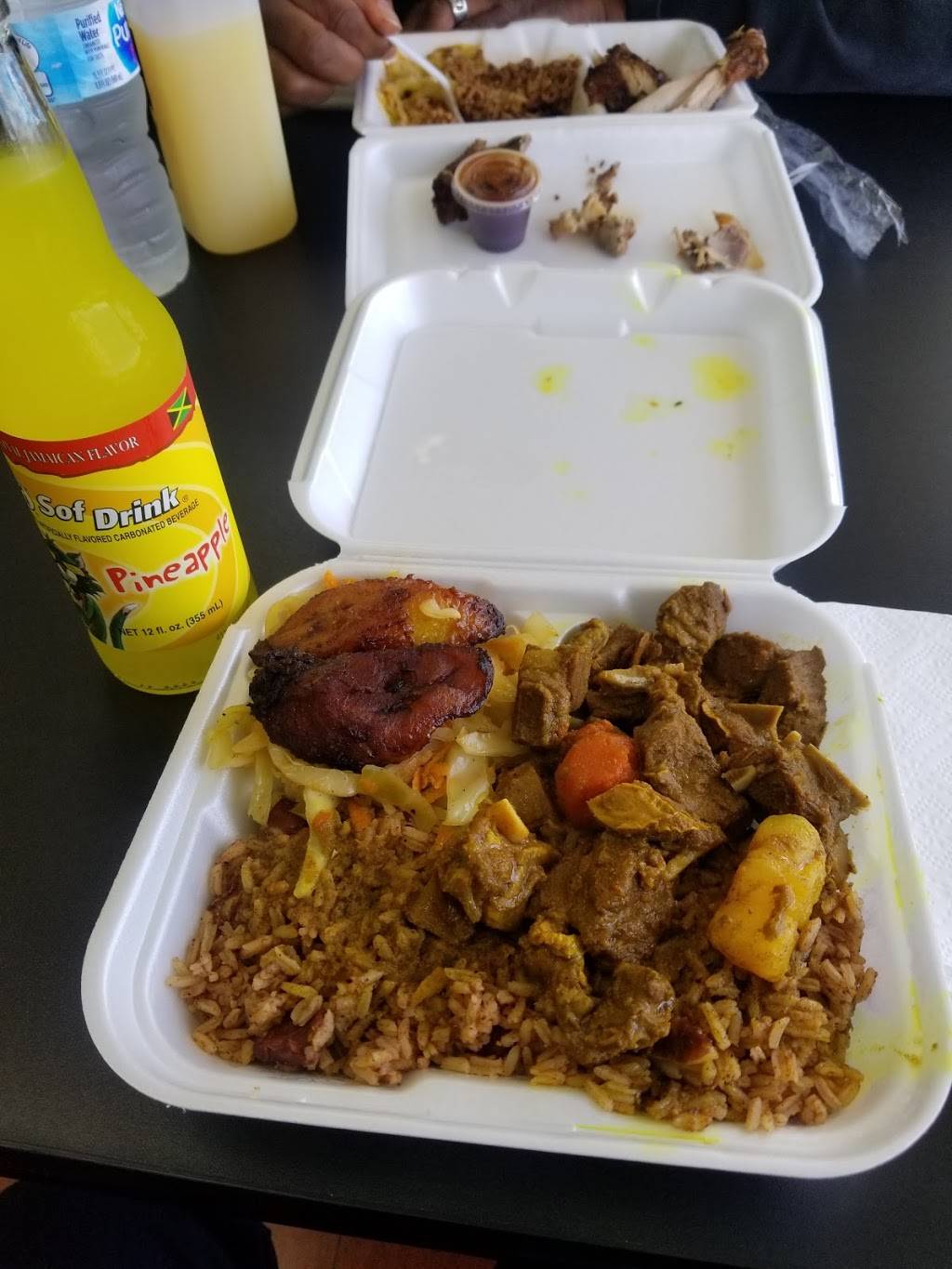 Island Vibes Grill | restaurant | 655 N Central Ave, Atlanta, GA 30354, USA | 4049962380 OR +1 404-996-2380