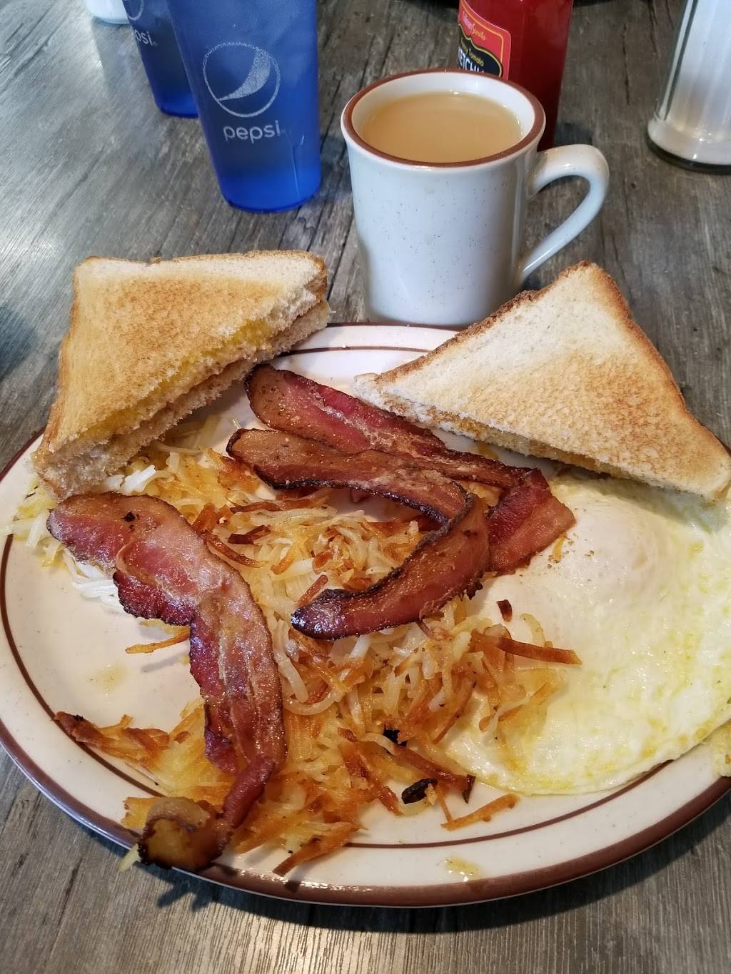 Eagles Nest Family Restaurant | restaurant | 280 Grand Ave, Schofield, WI 54476, USA | 7158427992 OR +1 715-842-7992