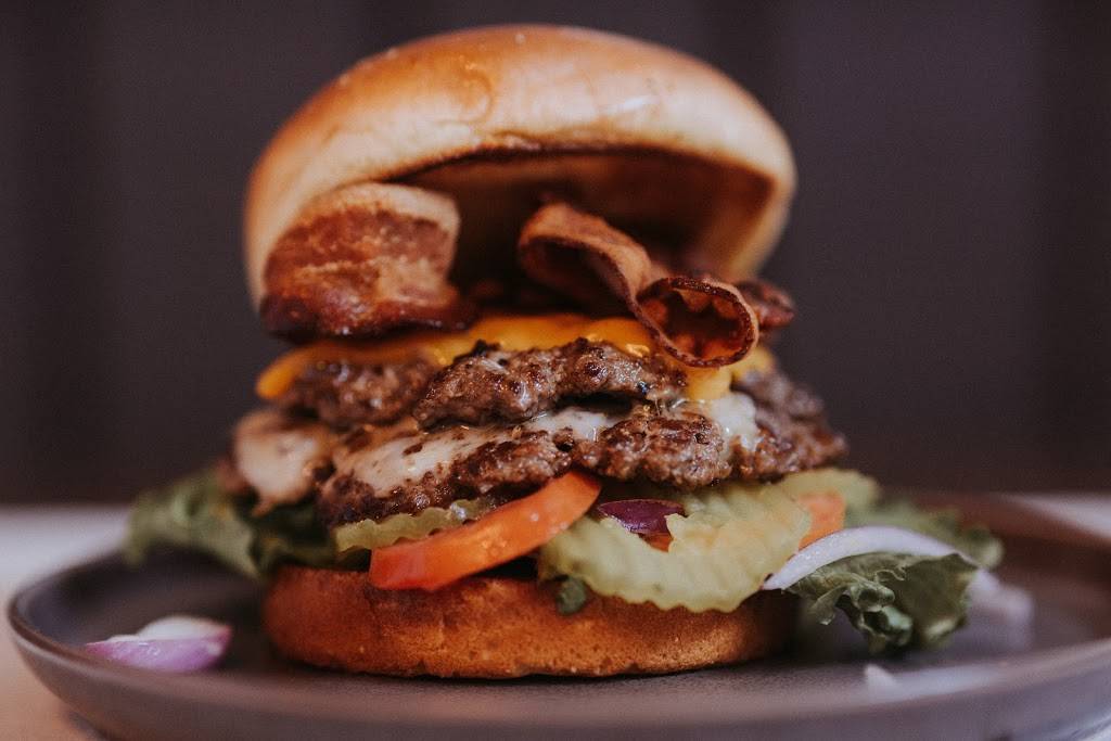 The Som | restaurant | 863 Jefferson St, Burlington, IA 52601, USA | 3197529155 OR +1 319-752-9155