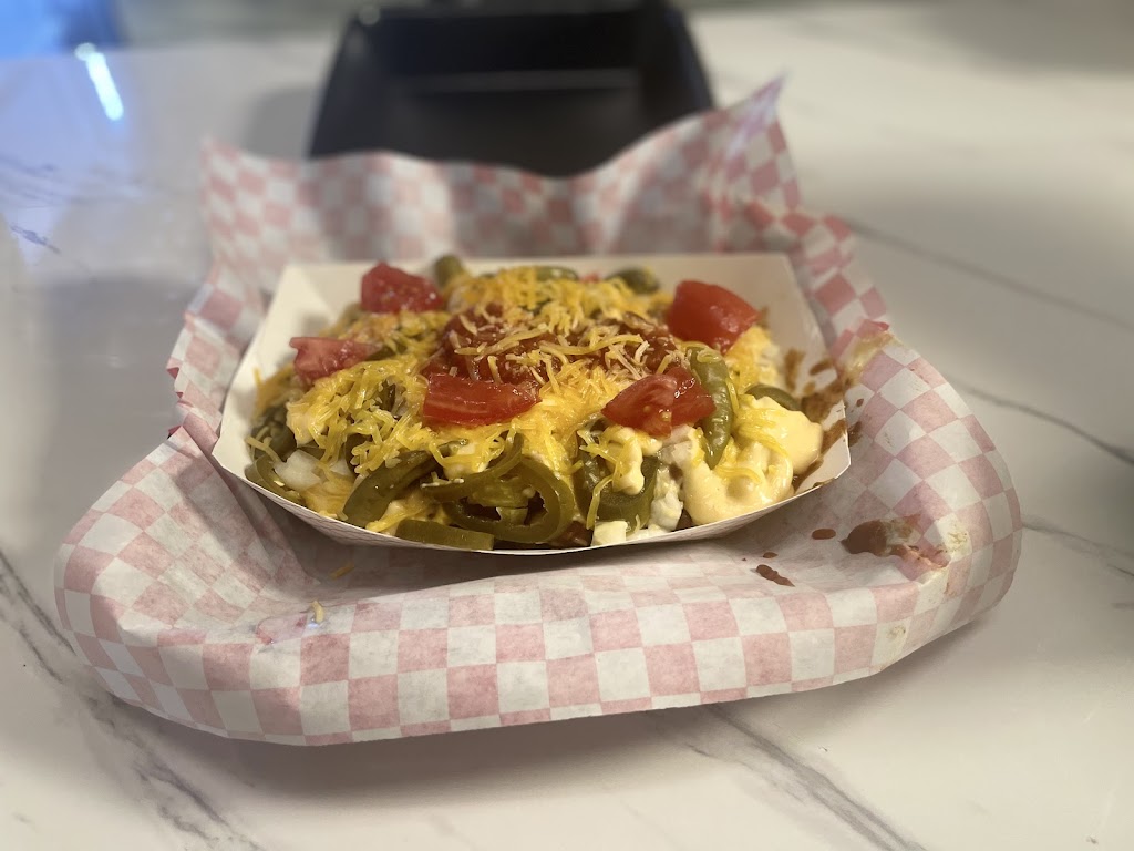 HotDog & Smoothie Shack | restaurant | 5938 SW 17th St SUITE 400, Topeka, KS 66604, USA | 7855062690 OR +1 785-506-2690