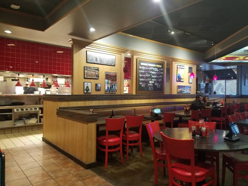 Red Robin Gourmet Burgers and Brews | restaurant | 7708 W Long Dr, Littleton, CO 80123, USA | 3039042055 OR +1 303-904-2055