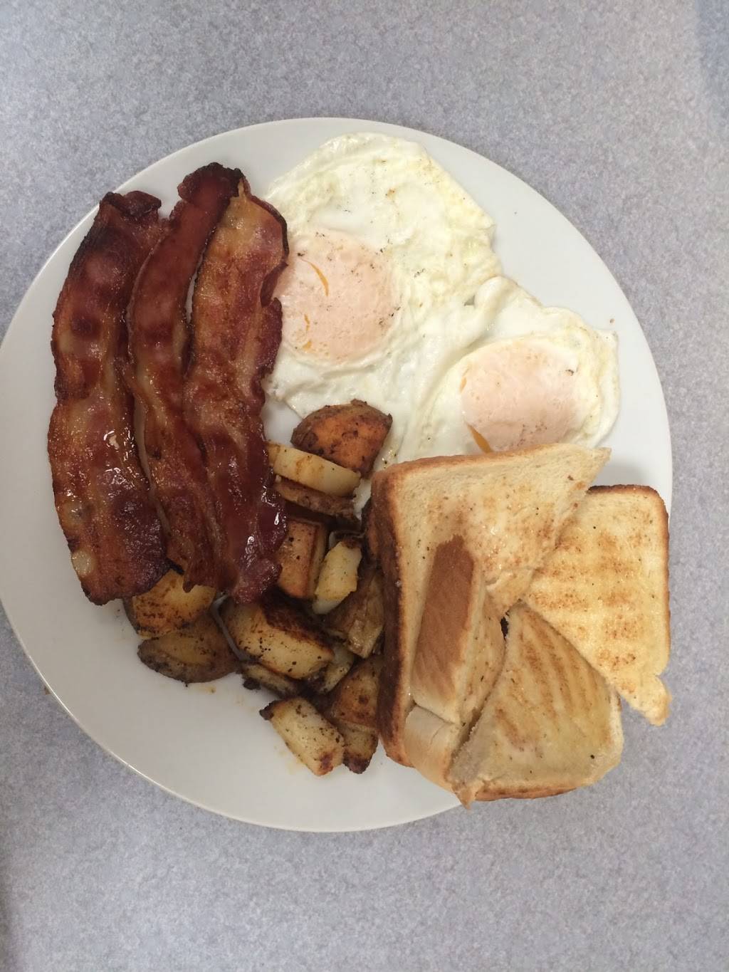 Ians Wrap Shack & Nachos | restaurant | 44 Main St E, Kingsville, ON N9Y 1A2, Canada | 5197128914 OR +1 519-712-8914