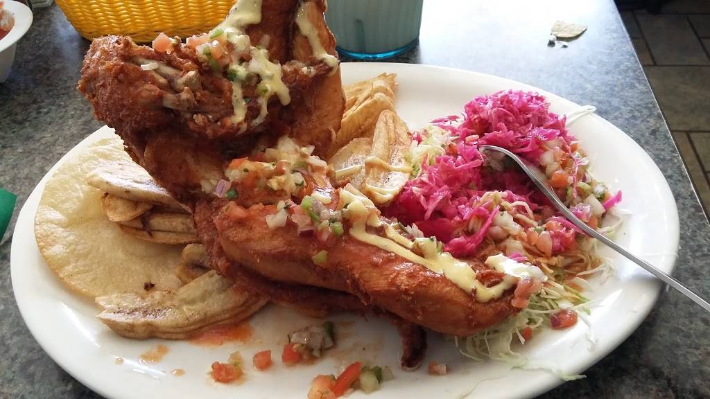 La Playa Seafood | restaurant | 3343 West Ave, San Antonio, TX 78213, USA | 2103400087 OR +1 210-340-0087