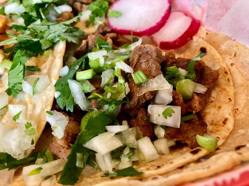 La Calle tacos & snacks | restaurant | 5915 Trussville Crossings Pkwy, Trussville, AL 35173, USA | 2053821037 OR +1 205-382-1037