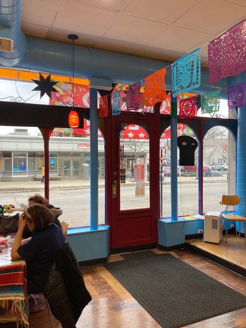 El Costeño | restaurant | 2007 S Damen Ave, Chicago, IL 60608, USA | 3127540131 OR +1 312-754-0131