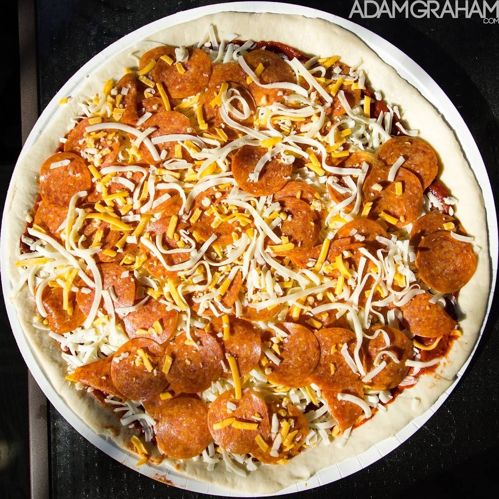 Papa Murphys Take N Bake Pizza | meal takeaway | 678 W Napa St, Sonoma, CA 95476, USA | 7079965000 OR +1 707-996-5000