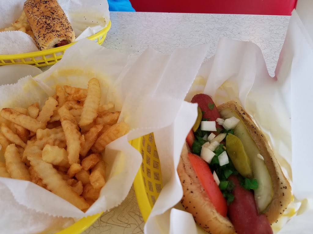 The Choo Choo | restaurant | 600 Lee St, Des Plaines, IL 60016, USA | 8473919815 OR +1 847-391-9815