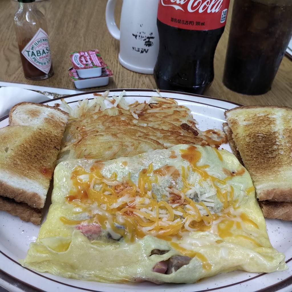 Mrs Bs Cafe | cafe | 43869 Fort Thunder Rd, Perham, MN 56573, USA | 2183466772 OR +1 218-346-6772