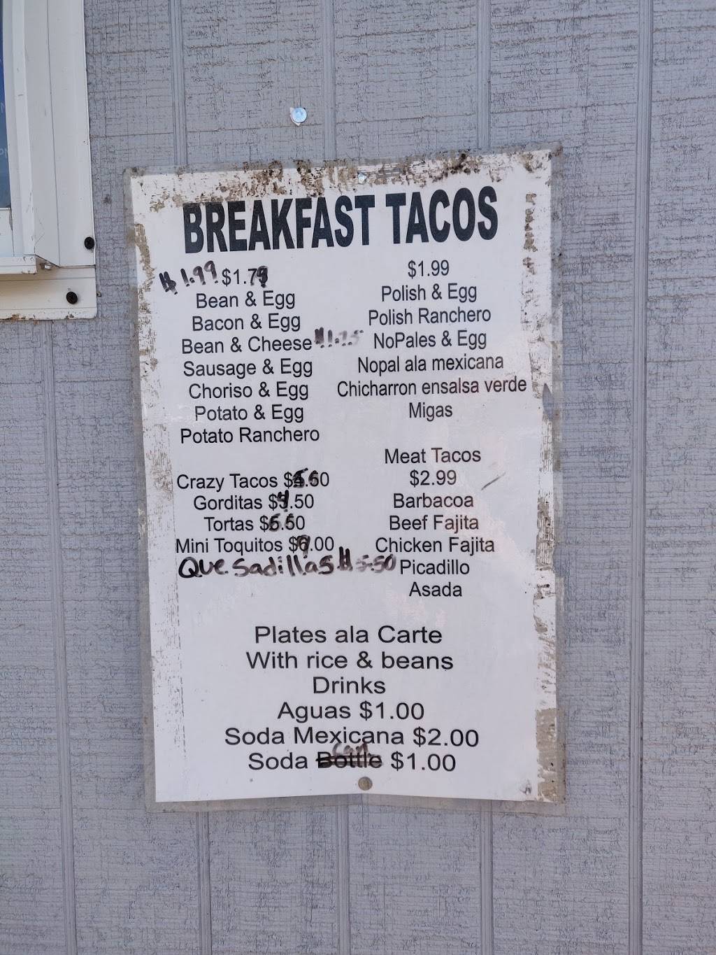 Lilys Taqueria | restaurant | New Berlin, TX 78155, USA | 8305567185 OR +1 830-556-7185