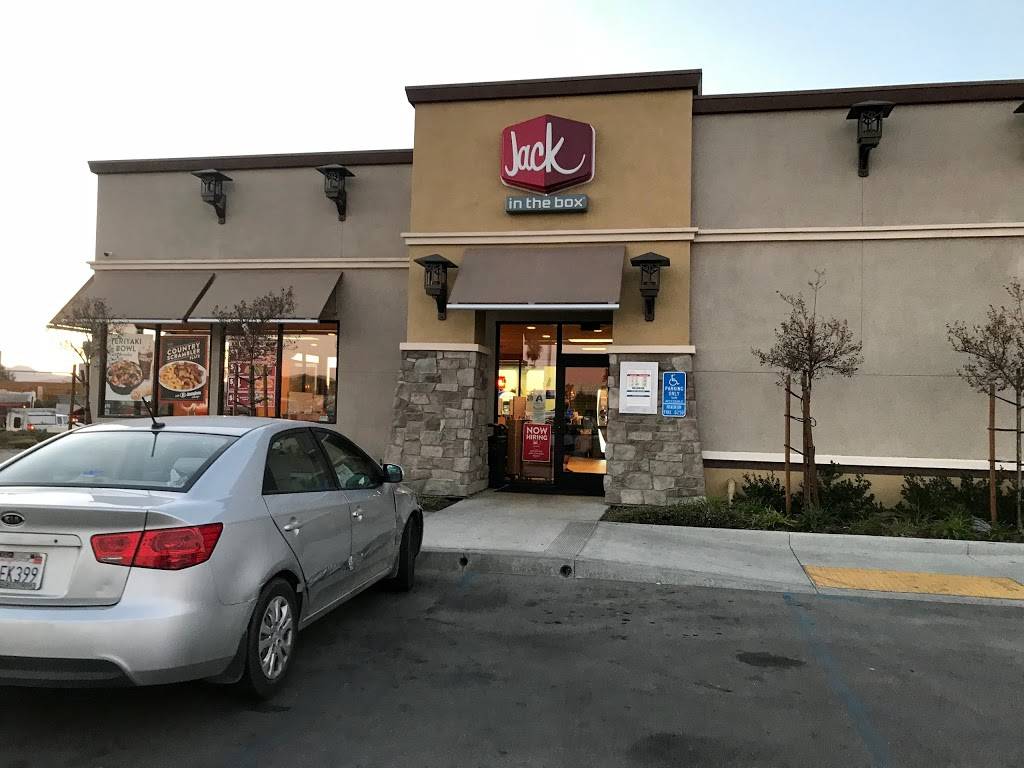 Jack in the Box | restaurant | 27256 CA-74, Menifee, CA 92585, USA | 9514380800 OR +1 951-438-0800