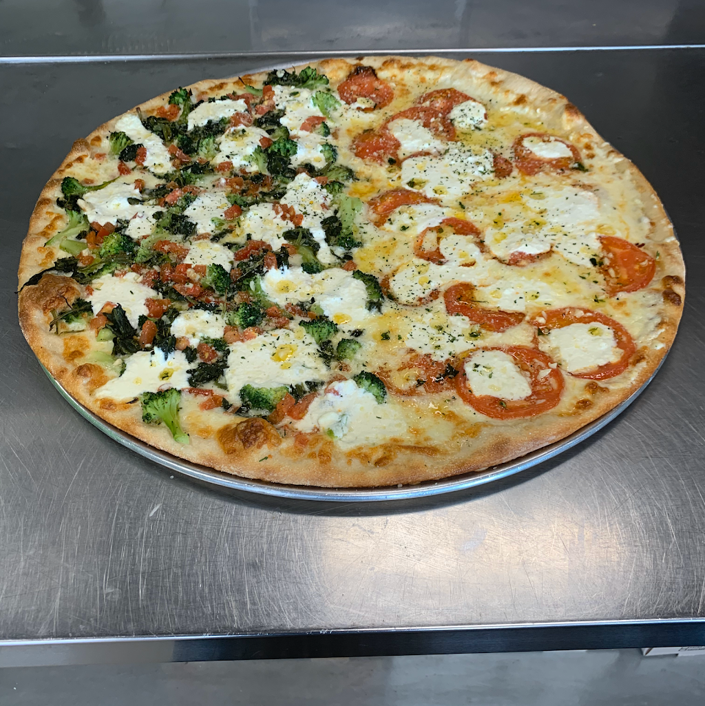 Basilicos Pizza & Co. | restaurant | 2301 N 5th St, Perkasie, PA 18944, USA | 2154531000 OR +1 215-453-1000