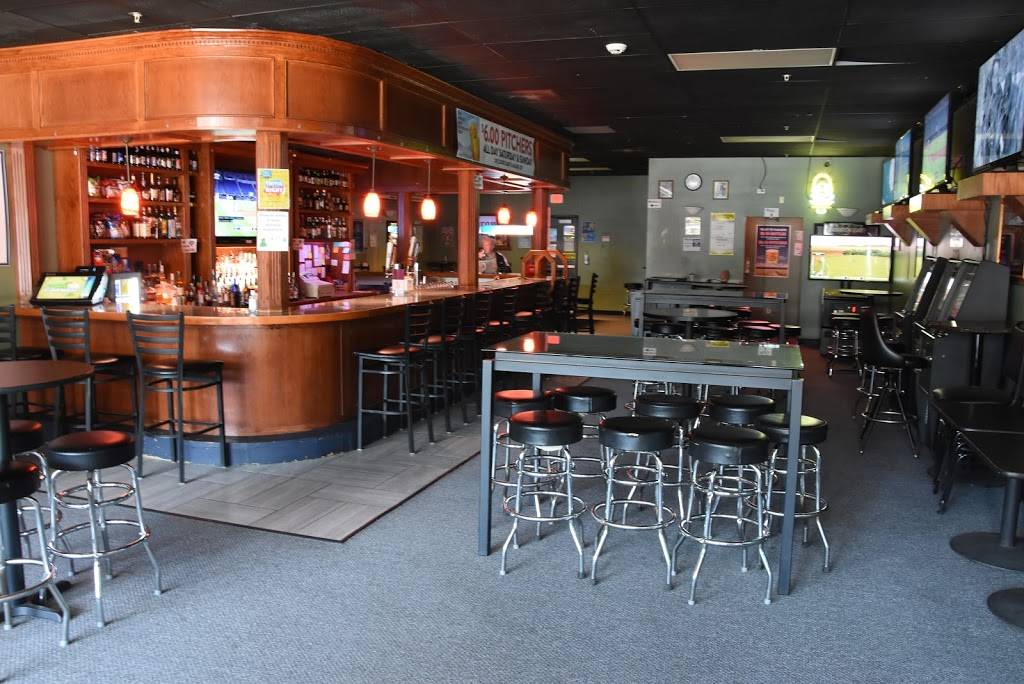 Joes Pub | restaurant | 5500 Merle Hay Rd Suite D, Johnston, IA 50131, USA | 5157270524 OR +1 515-727-0524