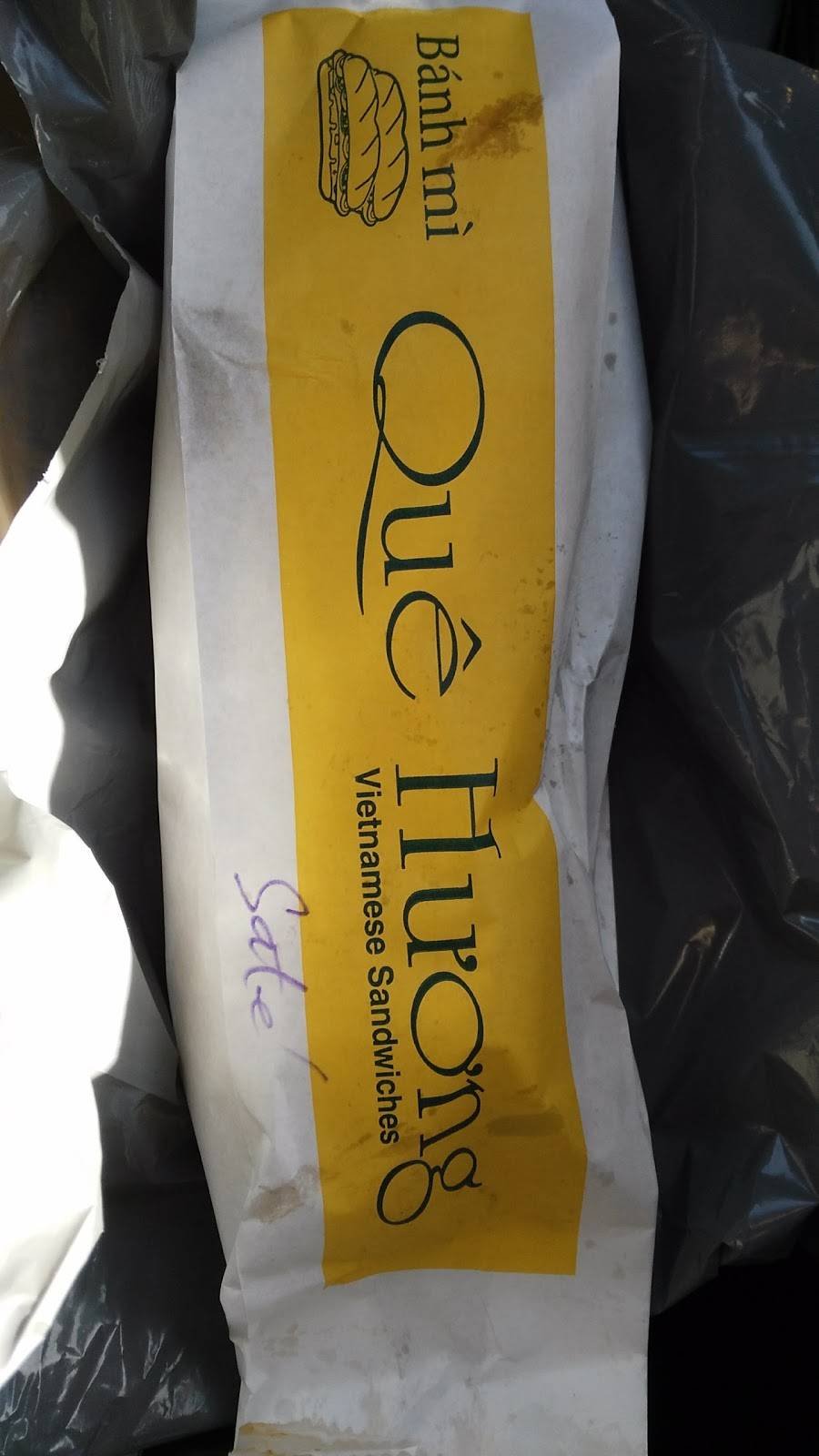 Banh Mi Que Huong | restaurant | 2437 Finch Ave W, North York, ON M9M 2E7, Canada | 4167498088 OR +1 416-749-8088