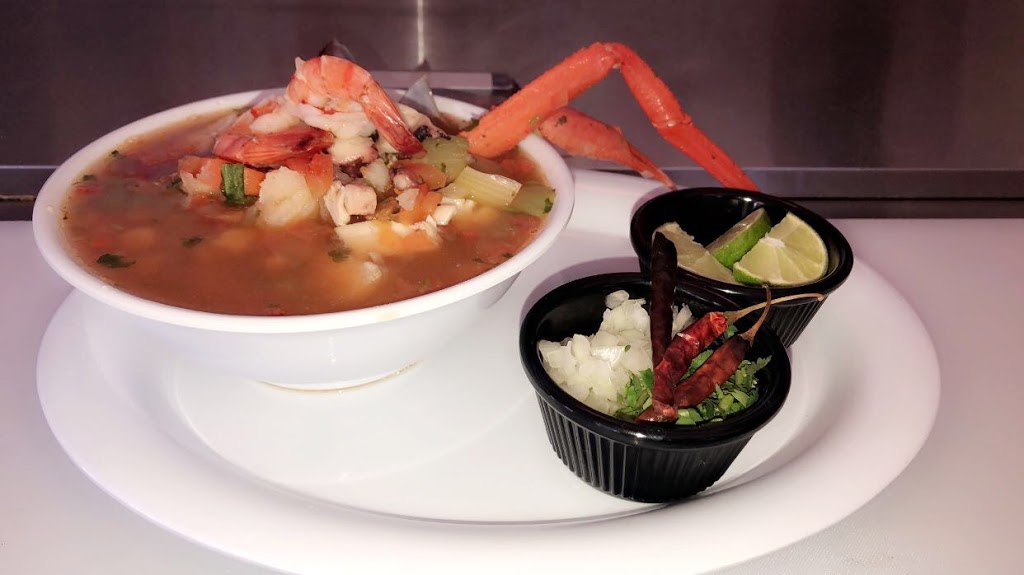 Alma’s Mexican Food | restaurant | 2525 S Chester Ave, Bakersfield, CA 93304, USA | 6618859020 OR +1 661-885-9020