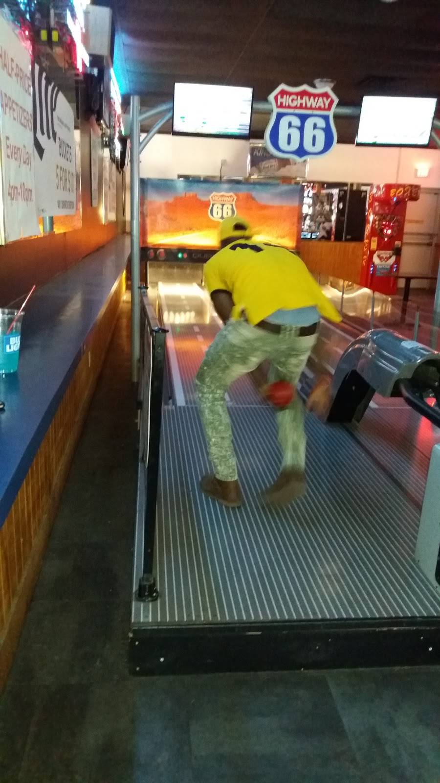 Bubbaz Bar & Grill | restaurant | 10030 E Washington St #120, Indianapolis, IN 46229, USA | 3178987574 OR +1 317-898-7574