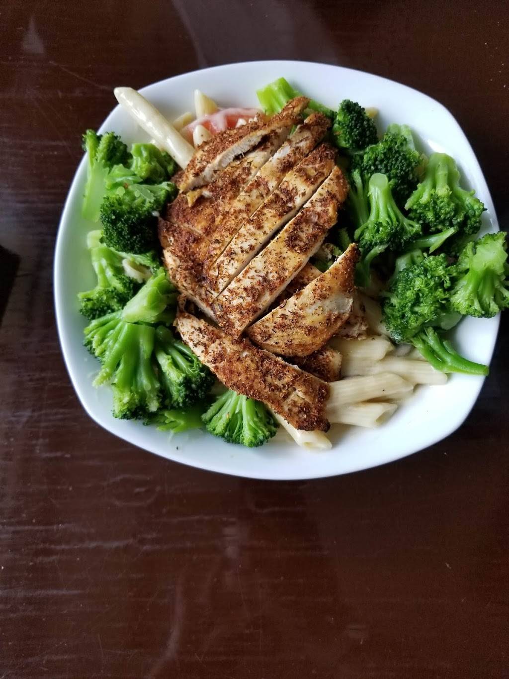 Beach Club Lake Worth | meal takeaway | 1 7th Ave N, Lake Worth, FL 33460, USA | 5615858976 OR +1 561-585-8976