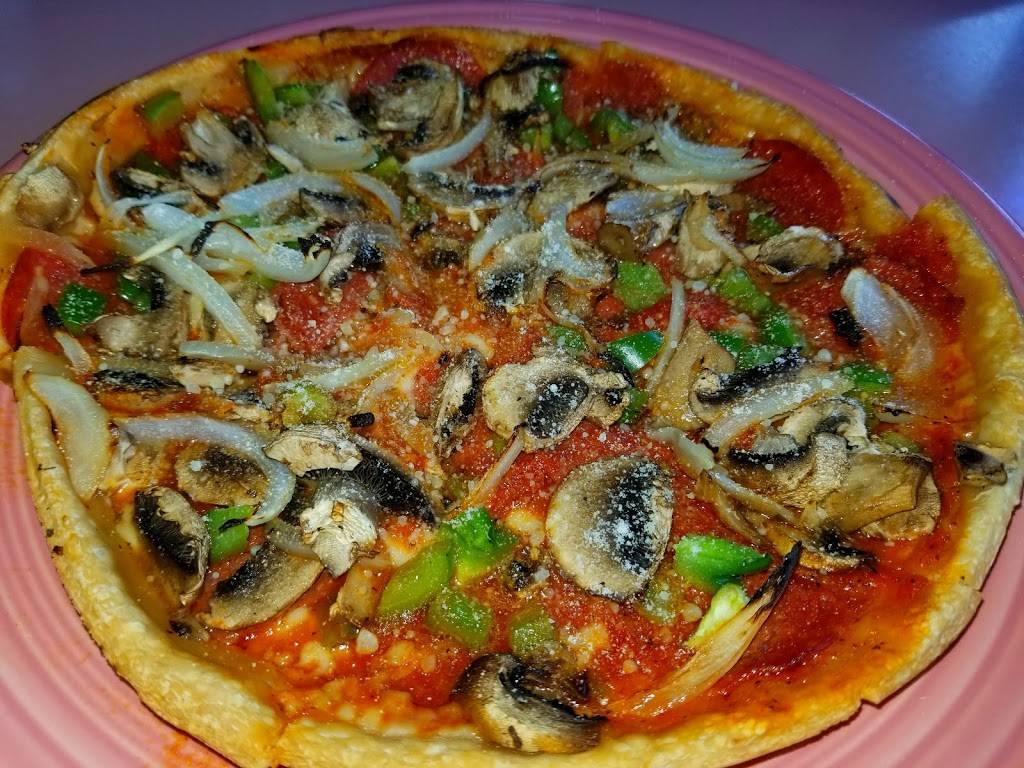 Roadhouse Cafe Bar & Grill | restaurant | 1031 Eisenhower Blvd, Harrisburg, PA 17111, USA | 7179399915 OR +1 717-939-9915