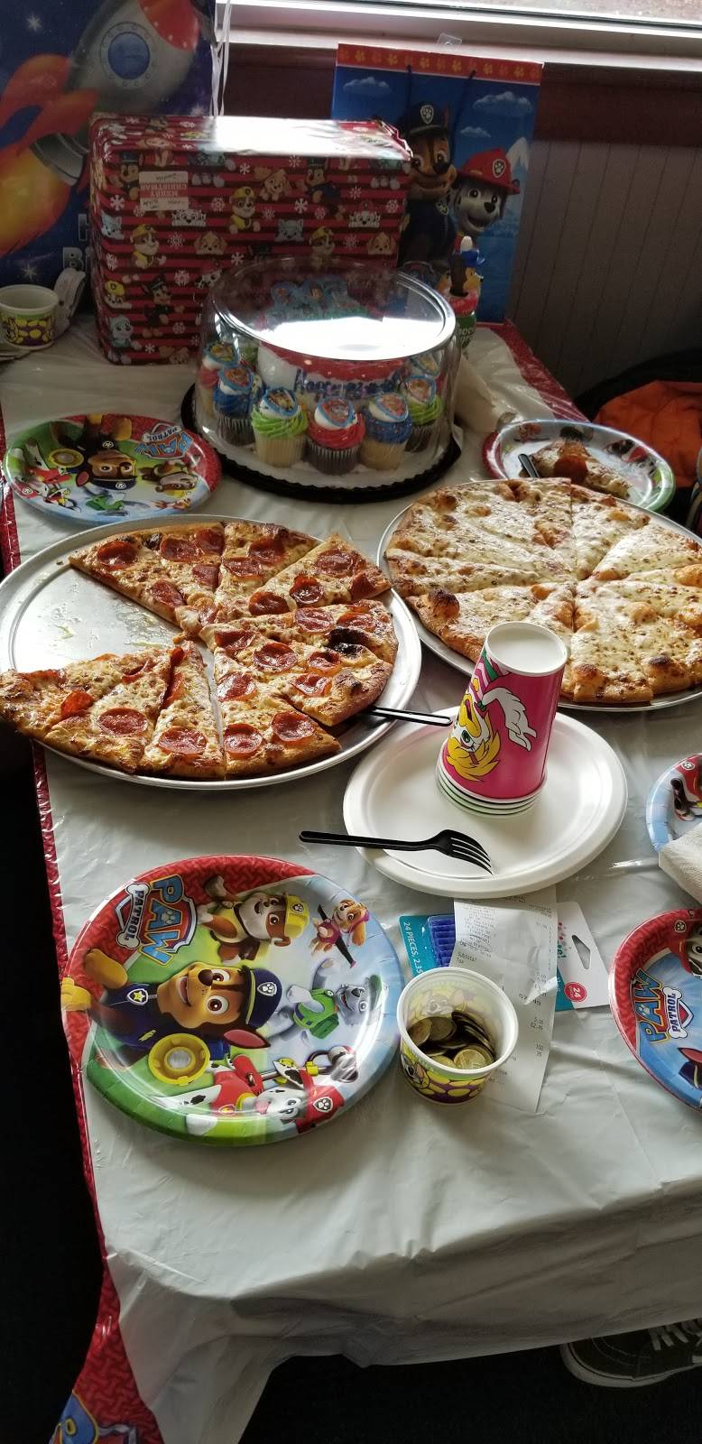 Chuck E. Cheese | restaurant | 5 Towne Centre Way, Hampton, VA 23666, USA | 7578279150 OR +1 757-827-9150