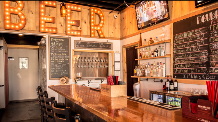 Double Barrel Taphouse | restaurant | 8308 NE Hwy 99, Vancouver, WA 98665, USA | 3604339867 OR +1 360-433-9867