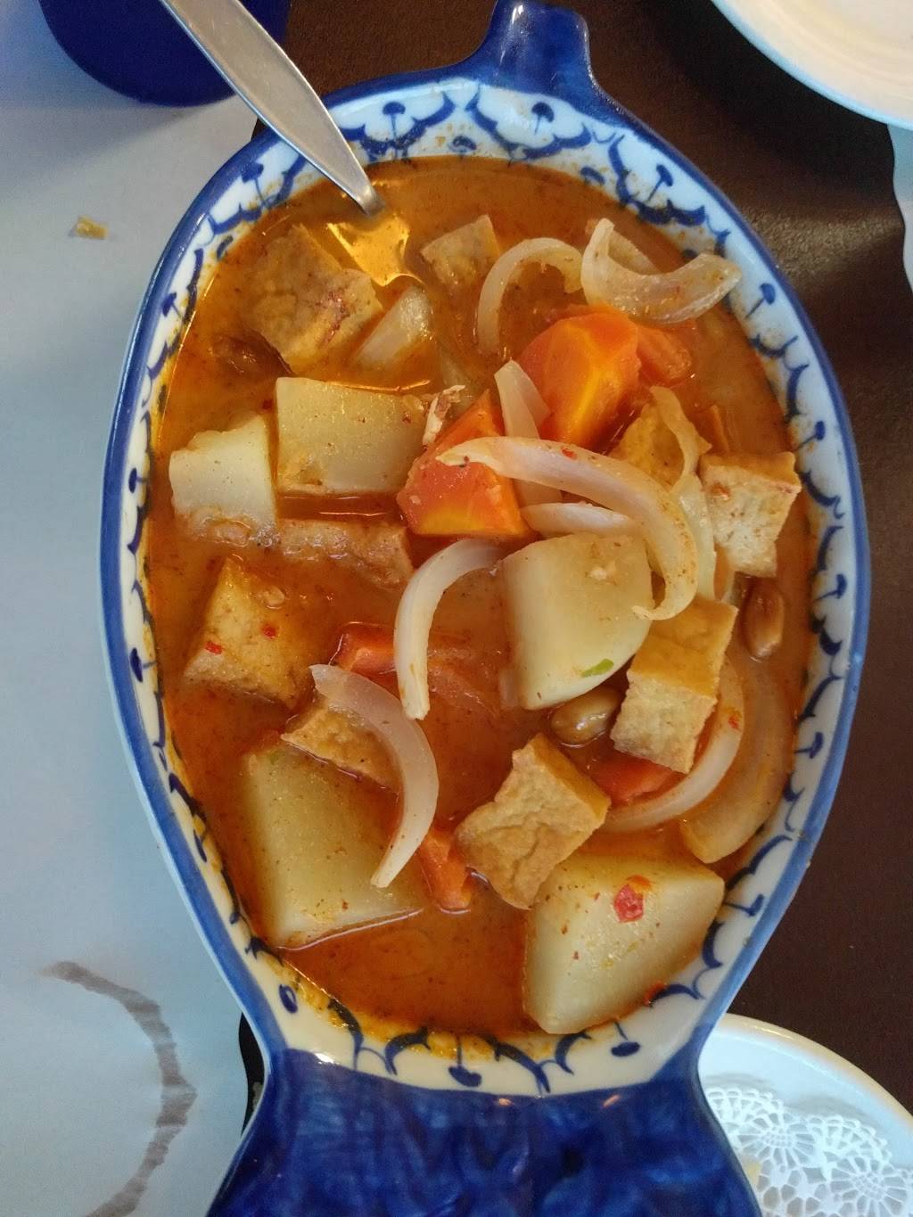 Ida Thai Cuisine | restaurant | 304 N Lake Park Blvd, Carolina Beach, NC 28428, USA | 9104588136 OR +1 910-458-8136