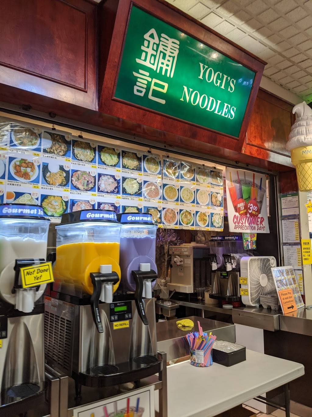 Yogis Noodles | restaurant | 1550 S Gateway Rd, Mississauga, ON L4W 5G6, Canada | 9056290635 OR +1 905-629-0635