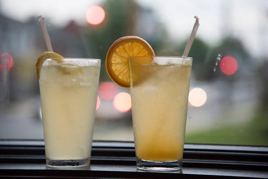 Square Mile Public House | restaurant | 1632, 14 W Main St, Mountville, PA 17554, USA | 7172852555 OR +1 717-285-2555