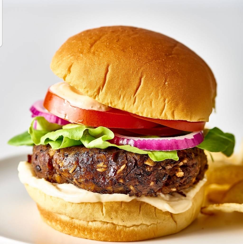 Capones Flicker Lite | restaurant | 1014 N Ocean Dr, Hollywood, FL 33019, USA | 9549224232 OR +1 954-922-4232