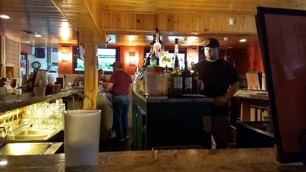 Tinrays Family Restaurant | restaurant | 9 Winter St, Brockton, MA 02302, USA | 5085848900 OR +1 508-584-8900