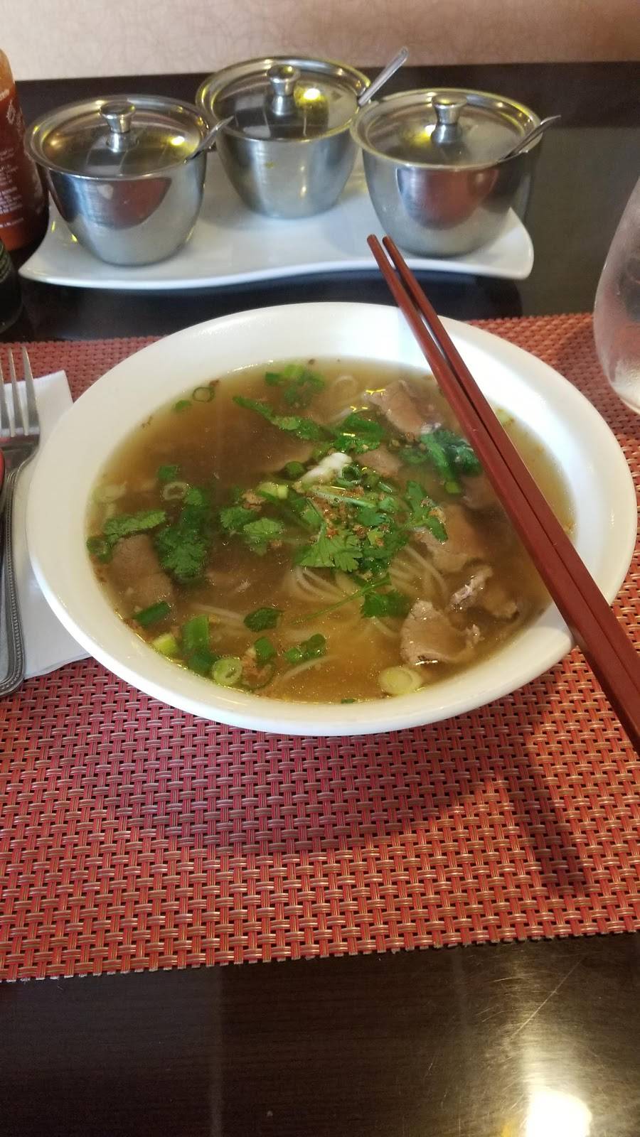 Ju Ju Thai Cuisine | restaurant | 235 W Main St, Turlock, CA 95380, USA | 2098158424 OR +1 209-815-8424